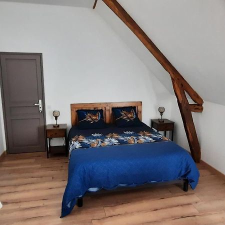 Bed and Breakfast La Ferme Aux Fleurs Ossun Exterior foto